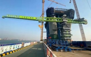 全球首台！万吨米级塔式起重机投入使用