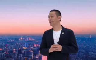 曝蔚来造手机！李斌解释原因：华为被打压后 被苹果搞得太被动