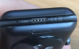 Apple Watch Series 7 去掉了诊断接口，成为“全无线”产品