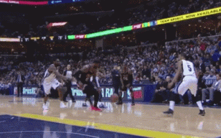 AI 篮球裁判火了，走步算得特别准，就问哈登慌不慌