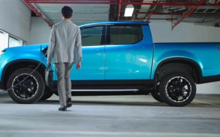 最爱特斯拉的车企！富士康电动皮卡预告：名字叫做Model V