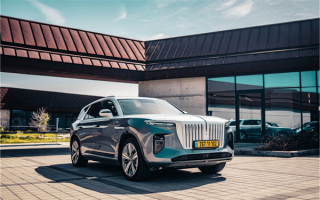 拿重物压方向盘当“自动驾驶”行不通了 红旗首发离手监测技术