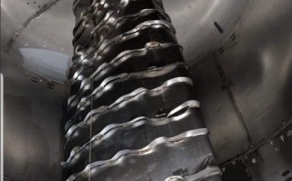 马斯克SpaceX测试星舰发生事故：重型推进器部分炸毁