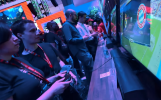 EA 宣布将结束与国际足联长达 30 年电子游戏合作，热门游戏《FIFA》将更名