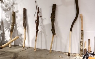 价格离谱！日本大棍棒展火热开幕：评价标准奇特