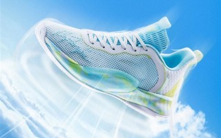 国货之光！安踏高管称5年要成为世界第二：剑指耐克