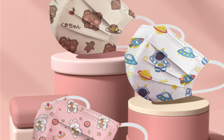 专家提醒：不要给孩子戴大人口罩 这点很关键