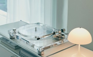 12350元 铁三角AT-LP2022黑胶唱机来了：全透明机身、碳纤维唱臂