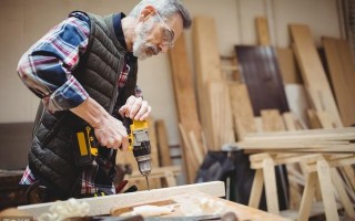 英语散文名篇欣赏（a carpenter's story阅读理解）