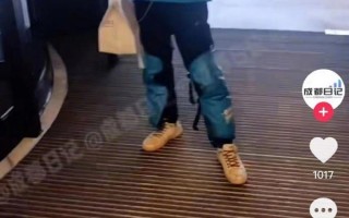 外卖员穿工装禁入成都高端商场 成都SKP回应：内部规定