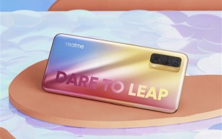 携手重磅国潮IP：realme V25官宣将推出紫禁城主题联名款