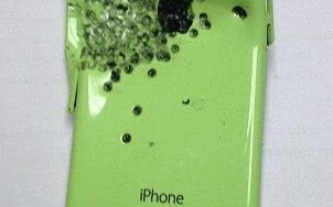 iPhone关键时刻帮还能挡子弹