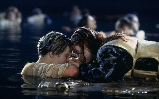 泰坦尼克号在电影史上的地位,为什么泰坦尼克号成为经典电影