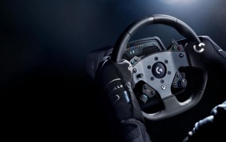 罗技推出 G PRO 高端赛车方向盘，加踏板一套 1348 美元