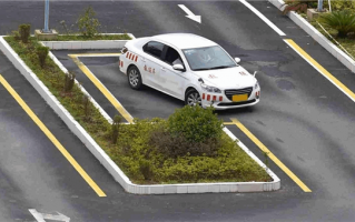 考试拿证就完事了？北京：新司机交通违法率纳入驾校质量考核