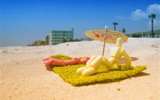 没团可带 有导游转行卖保险年入60万：还有人投身直播