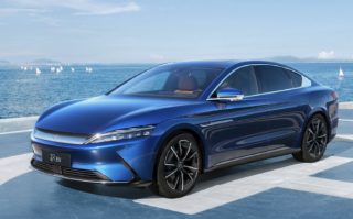 国产电动汽车出口翻了个番 中国车企要弯道超车了吗？