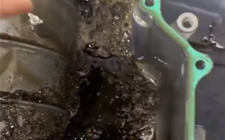 网红女摩友发动机被加白糖后报废 律师：若引发事故涉嫌故意伤害