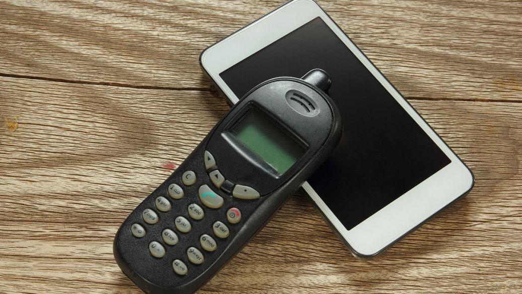 据央视报道：我国仍有1.4亿老年人使用功能机-第1张图片-小猪号