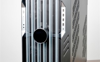 2999元！ 酷至尊超级底盘HAF  700 EVO摄影奖：带显示屏