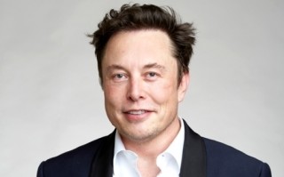 马斯克盛赞中国汽车公司：勤奋聪明 极具竞争力