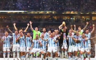 梅西夺冠穿的黑纱是什么登上热搜：官方科普涨知识 意义非凡