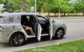 理想ONE换代 全新L8内饰首曝：长联屏没了