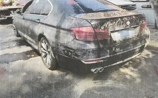 郑州7·20泡水豪车停路边待修 宝马男偷调换自己车轮！结果很刑