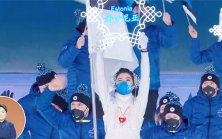 残奥会开幕式引导员胸前雪容融挂饰火了：出自24名残疾人之手