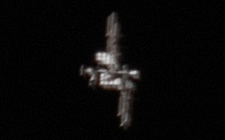 爆肝17天 600行代码拍到400公里外的国际空间站