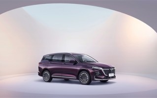 最亲民的大四座MPV 五菱凯捷混动版发布：2.0L、油耗低至冰点