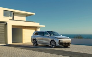 500万内最好的家用旗舰SUV！理想L9全新官图公布：三排座椅首曝