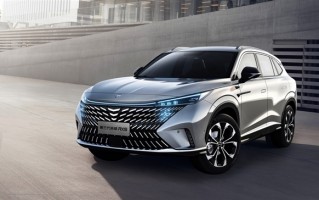 上汽全新第三代荣威“心脏”首秀：1.5T榨出188匹马力 工厂比肩BBA