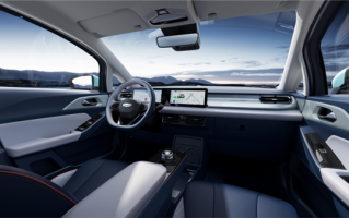 吉利全新电动SUV内饰官图发布：配10.25英寸大屏、有两块！