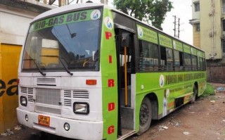 “牛粪巴士”技术自称领先中国20年！铃木印度研究牛粪燃料