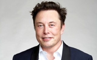大降价引发疯狂抢购！特斯拉迎来史上最强开年订单量：股价大涨近11%