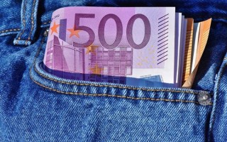 贾亚亚、加婵婵两名主播涉嫌偷逃税款被罚：合计少缴20.09万元