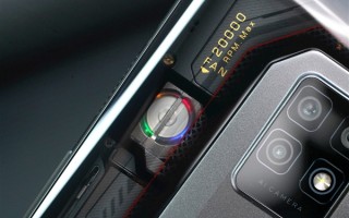 红魔7 Pro氘锋透明版开箱图赏：看到炫彩风扇我种草了