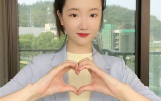 董明珠回应孟羽童直播带货：义务劳动、还是标准秘书