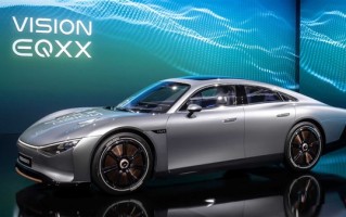 TCL华星官宣与奔驰合作：推出全球首款横贯A柱的车载显示屏