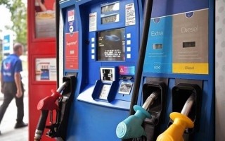 油价或迎七连涨！95号汽油价格逼近历史最高