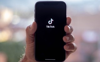 消息称 TikTok 正测试 AI 聊天机器人“Tako”，帮助用户发现更多有趣视频