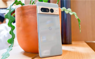 售价将近8000块钱 老外发现谷歌Pixel 7 Pro屏幕巨耗电