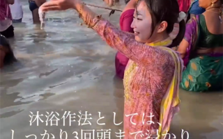 不信邪 日本网红模仿当地人下恒河：上岸一小时后出现不适
