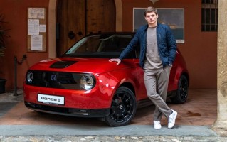 被F1冠军车手点赞 本田推出e限量版电动车：31万、跑220公里