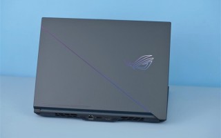 5万元顶级笔记本长啥样？华硕ROG冰刃6双屏笔记本图赏