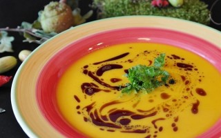 骨头汤、虾皮、芝麻酱补钙？可别再忽悠我了！都不如它