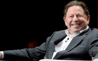 斯宾赛闻风而动 开启血盆大口