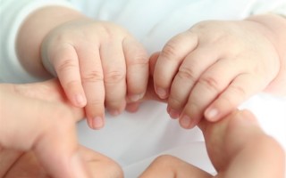 马斯克承认与三女子生了9个孩子：宁愿文明轰轰烈烈结束